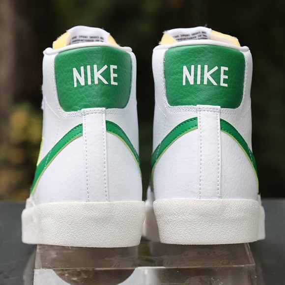 Nike Blazer Mid 77 Vintage White Pine Green Men's Size 9 - Picture 10 of 14